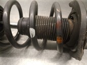Replacement front right shock absorber for Kia Sorento II (XM) 2.2 CRDi OEM IAM reference 546602P700 546602P700 