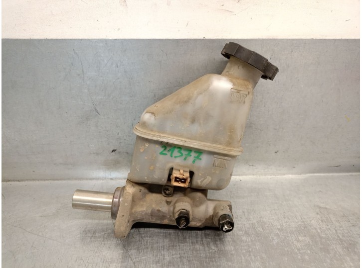 Recambio de bomba freno para kia sorento ii (xm) 2.2 crdi referencia OEM IAM 585102P700  