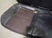 Recambio de asientos traseros para hyundai i30 style referencia OEM IAM CUERO NEGRO Y TELA ROJA 5 PUERTAS