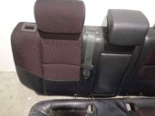 Recambio de asientos traseros para hyundai i30 style referencia OEM IAM CUERO NEGRO Y TELA ROJA 5 PUERTAS
