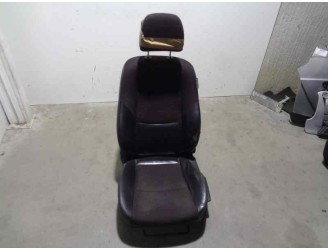 Recambio de asiento delantero izquierdo para hyundai i30 style referencia OEM IAM  CUERO NEGRO Y TELA ROJA 5 PUERTAS