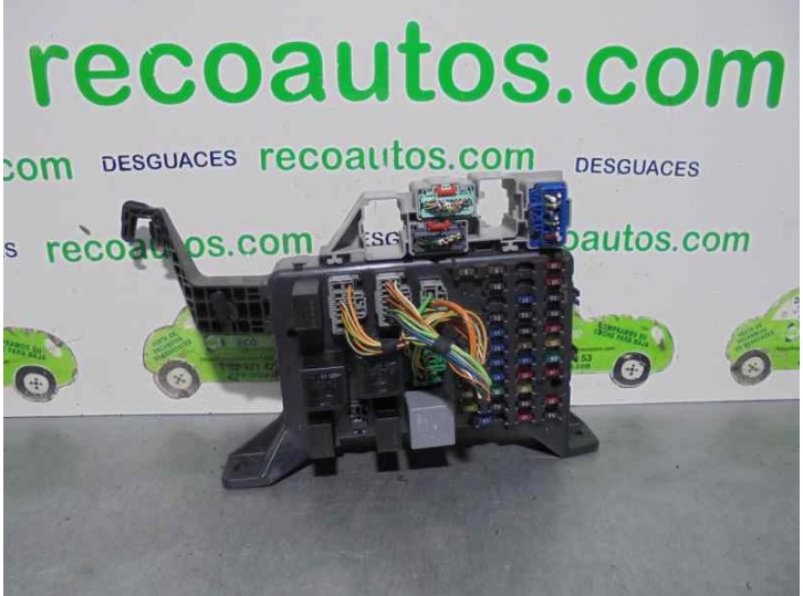 Replacement relay / fuse box for Jaguar X-Type 3.0 V6 24V CAT OEM IAM reference 1X4314A073AF 