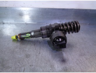 Recambio de inyector para volkswagen polo (9n3) 1.4 tdi referencia OEM IAM 036130073BN 0414720313 BOSCH