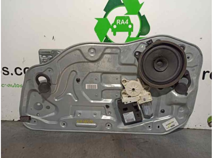 Recambio de elevalunas delantero derecho para volvo v50 familiar 1.8 cat referencia OEM IAM 30737681 5 PUERTAS 32 PINES