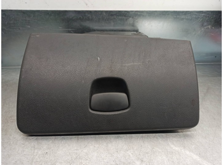 Recambio de guantera para dacia lodgy 1.6 cat referencia OEM IAM 685002868R 00115615 VUSTEON