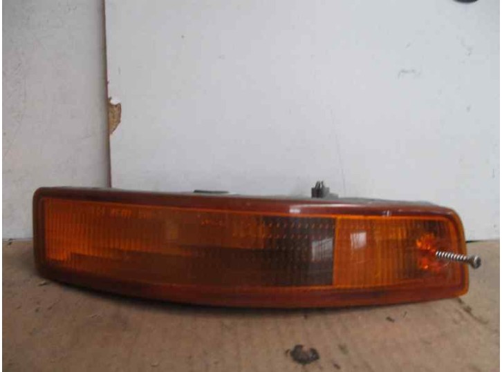 Recambio de piloto delantero derecho para toyota corolla (e11) 1.4 16v cat referencia OEM IAM 12438R 5 PUERTAS