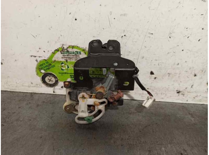Replacement boot / tailgate lock for Mazda 6 Saloon (GG) 2.0 Diesel CAT OEM IAM reference G22C56820A 2 PINS 4 DOORS