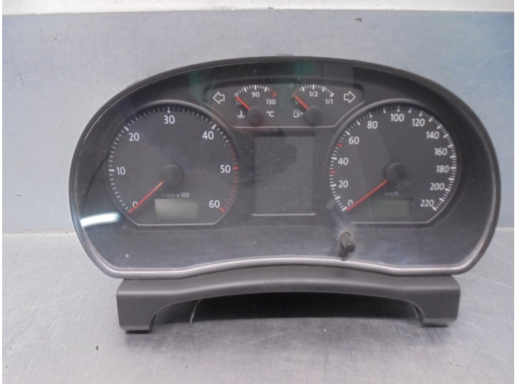 Recambio de cuadro instrumentos para volkswagen polo (9n3) 1.4 tdi referencia OEM IAM 6Q0920803D 110080320009A VDO