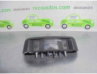 Recambio de piloto matricula para renault trafic caja cerrada (ab 4.01) 2.0 dci diesel cat referencia OEM IAM 8200434687 