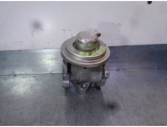 Recambio de valvula egr para volkswagen polo (9n3) 1.4 tdi referencia OEM IAM 045131501F 045129637A WAHLER