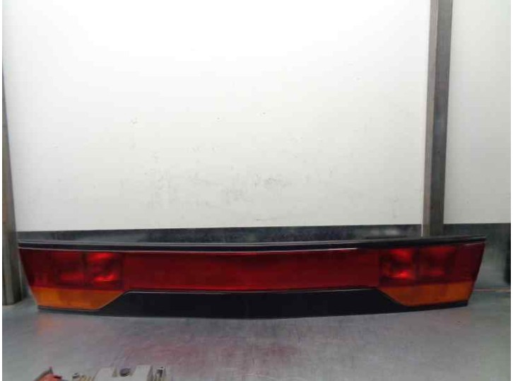 Recambio de piloto trasero central para daewoo aranos 1.8 referencia OEM IAM 