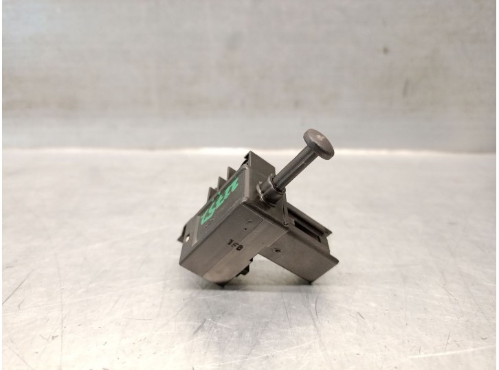 Recambio de sensor para mazda 3 hatchback (bp) 2.0 skyactiv-g m hybrid referencia OEM IAM GZGKA  