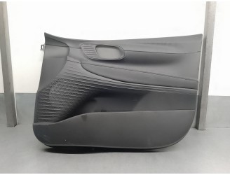 Recambio de guarnecido puerta delantera derecha para hyundai bayon referencia OEM IAM 82720Q1010NNB 5 PUERTAS
