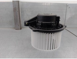 Recambio de motor calefaccion para hyundai bayon referencia OEM IAM EB1D1KUGAA02  