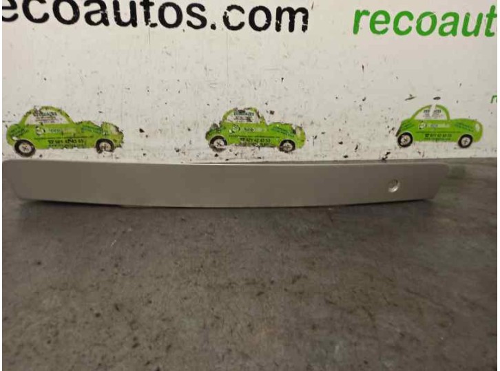 Recambio de molduras traseras para mazda 6 berlina (gg) 2.0 diesel cat referencia OEM IAM GJ6A50811  