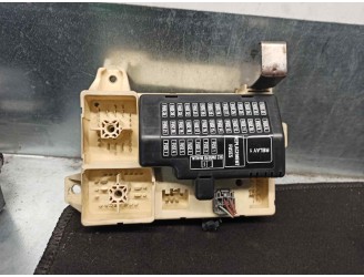 Recambio de caja reles / fusibles para jaguar s-type 2.7 v6 diesel executive referencia OEM IAM 4R8T14A067AB  