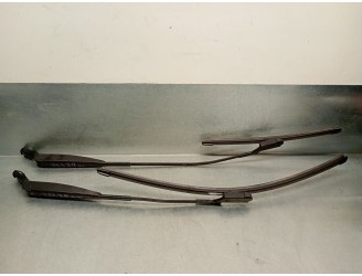 Recambio de brazo limpia delantero derecho para fiat 500 abarth 1.4 99kw referencia OEM IAM 735453761 735453761 