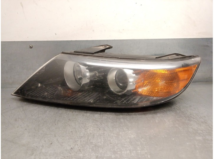 Replacement left headlight for Kia Sorento II (XM) 2.2 CRDi OEM IAM reference 921012P030 921012P030 