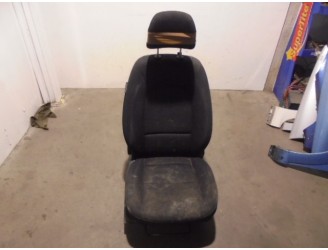 Replacement front right seat for Hyundai ix20 GL Classic OEM IAM reference BLACK FABRIC 5 DOORS