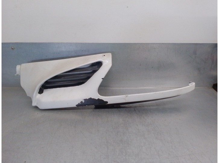 Recambio de rejilla delantera para renault megane i berlina hatchback (ba0) 2.0 cat referencia OEM IAM 7700834200  