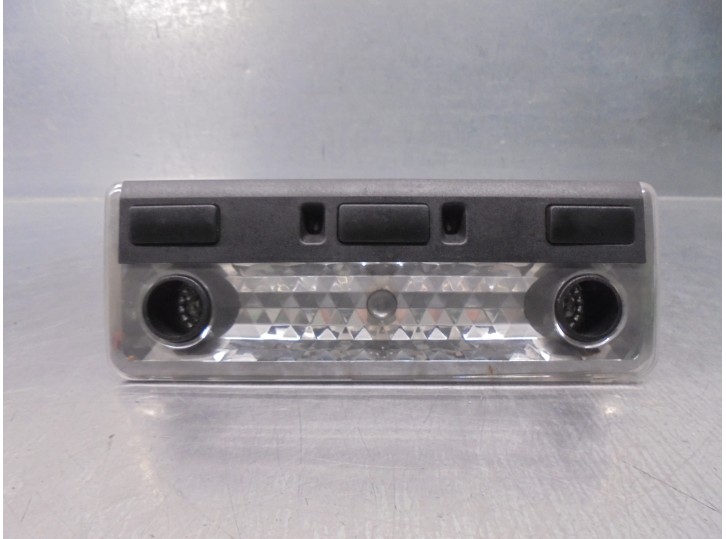 Recambio de luz interior para bmw serie 3 berlina (e46) 2.5 24v cat referencia OEM IAM 63318364929 