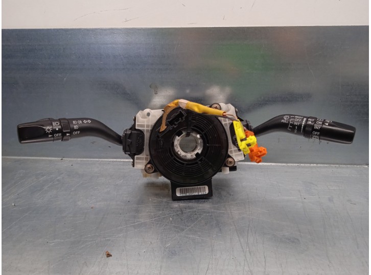 Recambio de mando luces para mazda 6 monovolumen (gy) 2.0 diesel cat referencia OEM IAM GJ5M17D318 