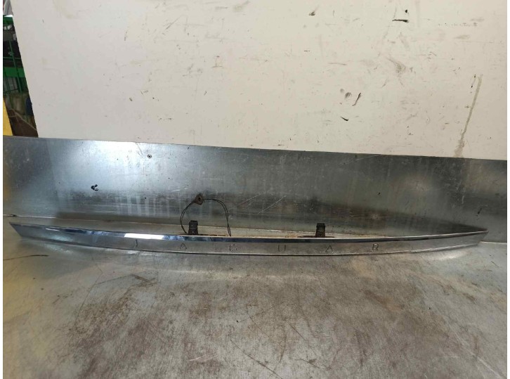 Replacement exterior tailgate handle for Jaguar S-Type 2.7 V6 Diesel Executive OEM IAM reference 4R8313550AE 