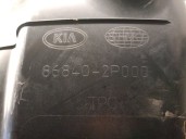 Replacement rear right wheel arch for Kia Sorento II (XM) 2.2 CRDi OEM IAM reference 868402P000 CESTA 8C 868422P000
