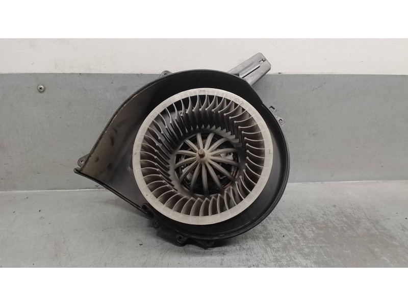 Recambio de motor calefaccion para volkswagen polo (9n1) 1.4 16v referencia OEM IAM 6Q1820015C  