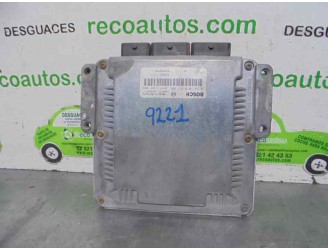 Recambio de centralita motor uce para renault laguna ii (bg0) 2.2 dci turbodiesel referencia OEM IAM 8200211711 0281010637 BOSCH