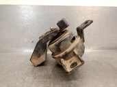 Replacement right engine mount for Kia Sorento II (XM) 2.2 CRDi OEM IAM reference 218102P100 218102P100 