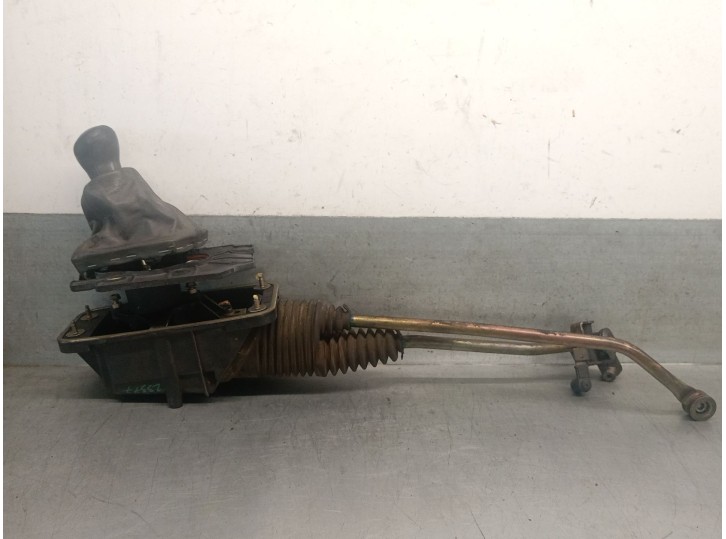 Recambio de palanca cambio para audi a4 berlina (8e) 1.9 tdi referencia OEM IAM 8E0711025 8E0711055 