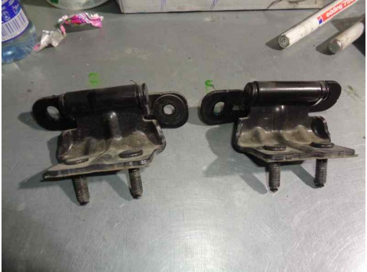 Recambio de bisagra porton para cadillac srx 3.6 v6 cat referencia OEM IAM 1745J 1305I