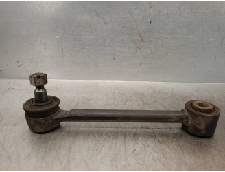 Recambio de brazo suspension superior trasero izquierdo para hyundai i30 1.4 cat referencia OEM IAM 552502H000 