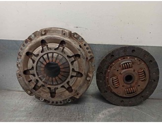 Recambio de kit embrague para toyota yaris (ncp1/nlp1/scp1) 1.3 expo referencia OEM IAM 3125012391 320017210 LUK