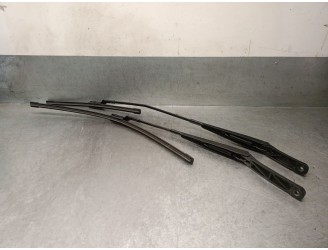 Recambio de brazo limpia delantero derecho para seat leon st (5f8) 1.4 tgi referencia OEM IAM 5f1955410 5f1955410 