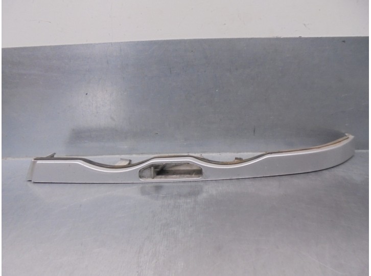 Recambio de cerquillo faro para bmw serie 3 berlina (e46) 2.5 24v cat referencia OEM IAM 63128384487 