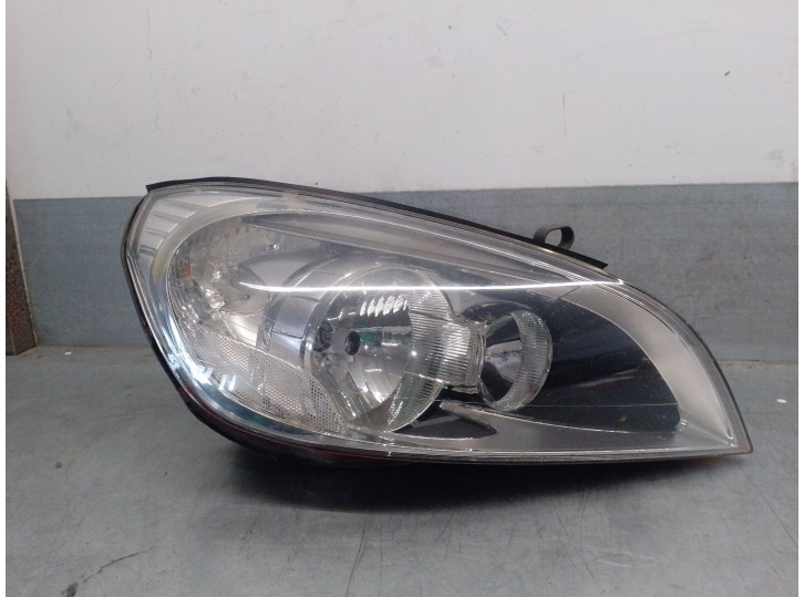 Replacement right headlight for Volvo V60 I (155) D3 / D4 OEM IAM reference 3129995 31383067 VALEO