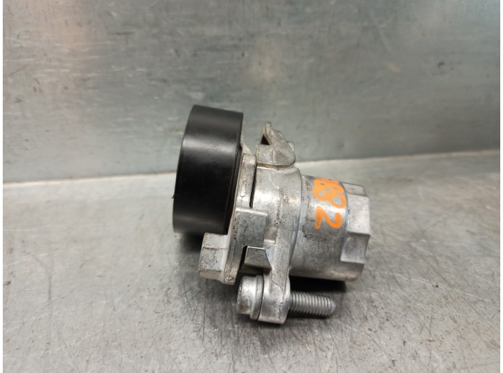 Replacement auxiliary belt tensioner for Seat Ibiza (KJ1) 1.0 TSI OEM IAM reference 04E145299L 