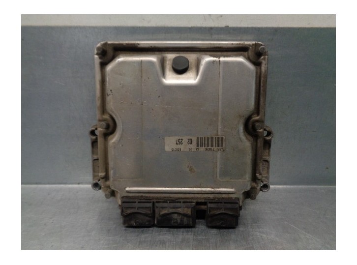 Recambio de centralita motor uce para peugeot 206 berlina 2.0 hdi cat referencia OEM IAM 9642013980 0281010594 BOSCH