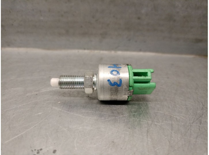 Replacement switch for Lexus GS (_S19_) 450h (GRS191_, GWS191_) OEM IAM reference 8434030110 8434030110 