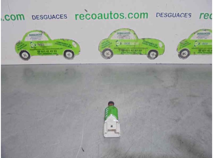 Recambio de interruptor para renault master kasten 2.3 diesel dci fap cat referencia OEM IAM 253251456R 