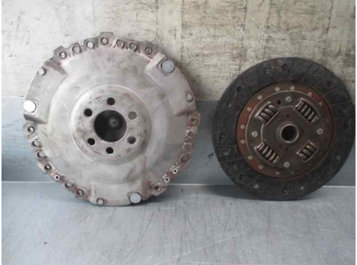 Recambio de kit embrague para seat cordoba berlina (6k2) 1.9 sdi referencia OEM IAM 80023038 
