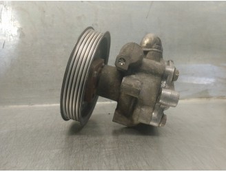 Recambio de bomba servodireccion para volkswagen passat variant (3b6) 1.9 tdi referencia OEM IAM 8D0145177Q KY17005 KYB