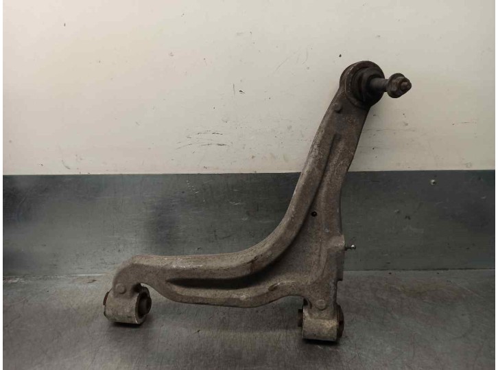 Recambio de brazo suspension superior trasero derecho para cadillac srx v6 elegance referencia OEM IAM 25766118  