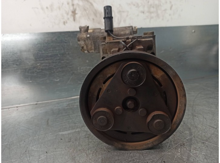 Recambio de compresor aire acondicionado para hyundai accent (x3) 1.3 cat referencia OEM IAM 9770129510 HCC