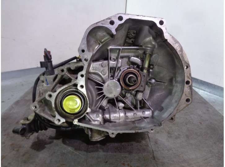 Recambio de caja cambios para nissan primera berlina (p11) 1.6 16v cat referencia OEM IAM 60Y1 320102J005 