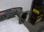 Recambio de refuerzo paragolpes delantero para volvo s40 berlina 2.0 diesel cat referencia OEM IAM 31353949 DE HIERRO 