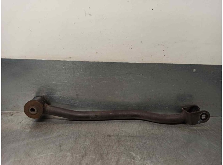 Recambio de brazo suspension inferior trasero izquierdo para cadillac srx v6 elegance referencia OEM IAM 25716358  