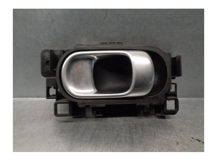 Recambio de maneta interior delantera izquierda para citroën c4 cactus 1.6 blue-hdi fap referencia OEM IAM 98012886VV 